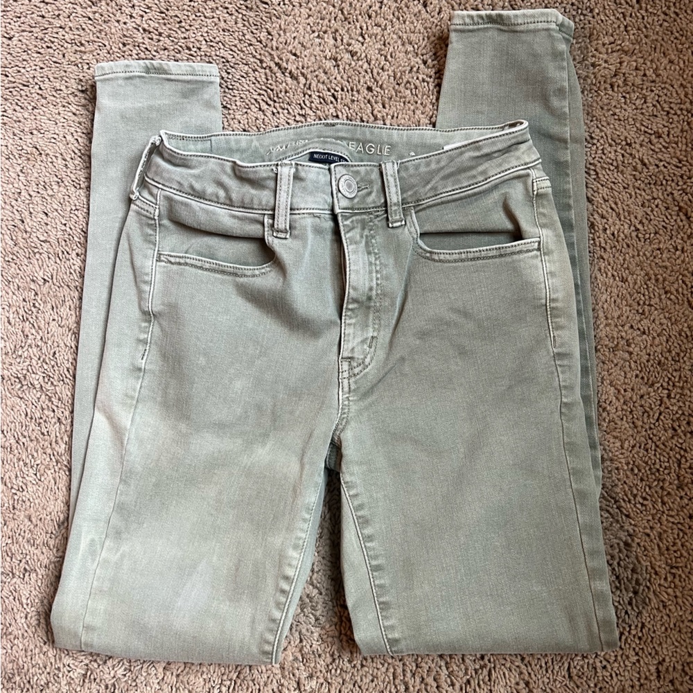 American Eagle Hi-Rise Jegging size 6